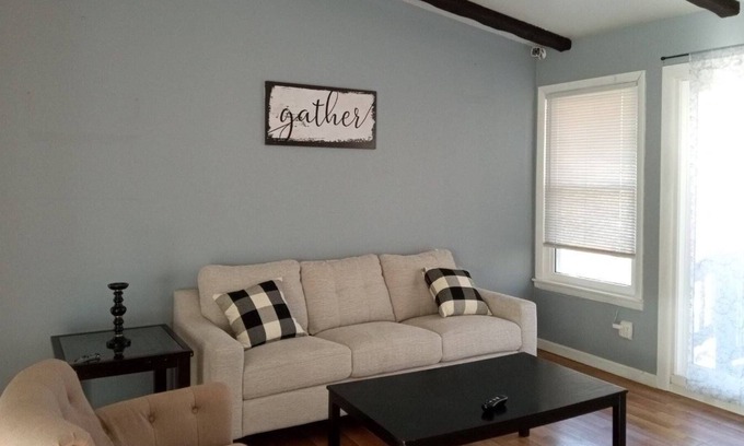 Great Mills Casa | 15 minutes from Solomon's Island Cozy dupldex upper-level