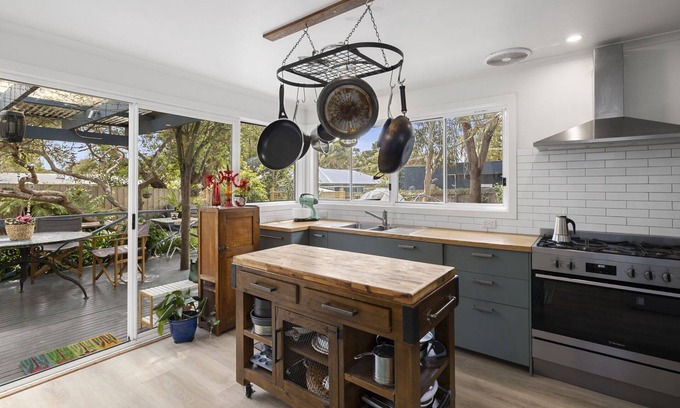 Anglesea Casa | 15 Noble Street Summa