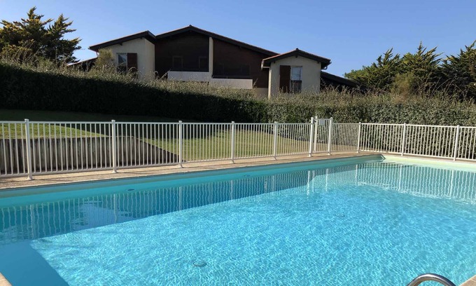 Le Penon Casa | 150 m from the beach, house with terrace in residence with swimming pool, private parking!