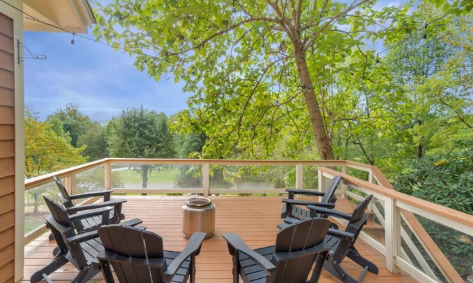 Nellysford Casa | 151Escape - 5-Star Group Fun! Game Room/Bar/Deck/4kTVs