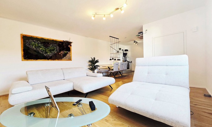 Trierweiler Apartamento | 15min Center | Terrace, Grill, Luxury, Cinema, Quiet