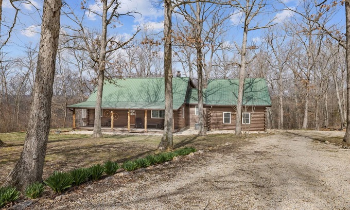 Doe Run Cabina | 16 Acres of beauty and relaxation