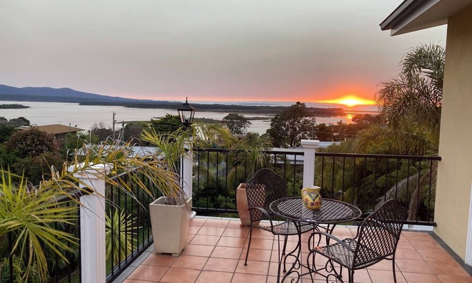 Mallacoota Casa | 16 Banksia Parade