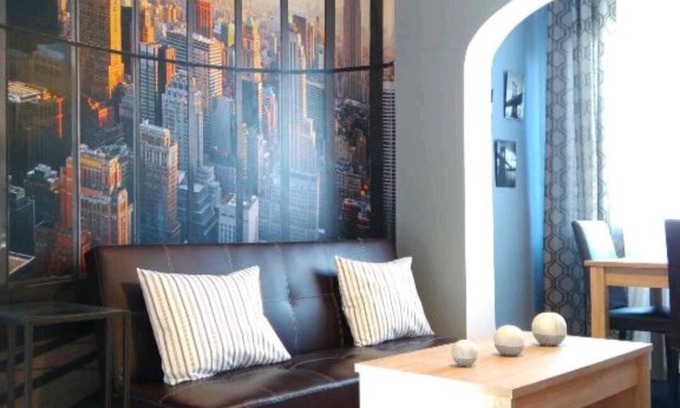 Moscardo Apartamento | 16 Mirasierras Metro Wifi A/C free parking on street