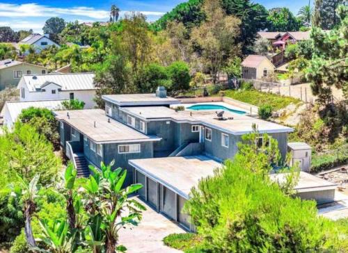 Cardiff-by-the-Sea Casa | 16 Plus ADU Solana Beach DelMar Fair