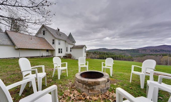Cavendish Casa | 17-Acre Vermont Escape w/ Panoramic Mountain Views