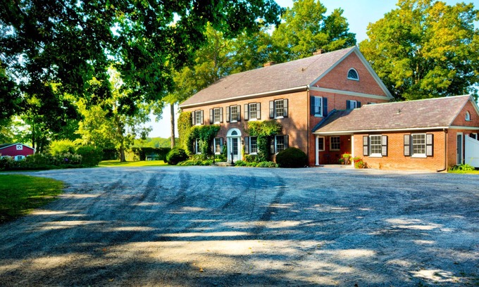 Shelburne Casa | Propiedad privada de 176 acres y granja histórica a orillas del lago Champlain