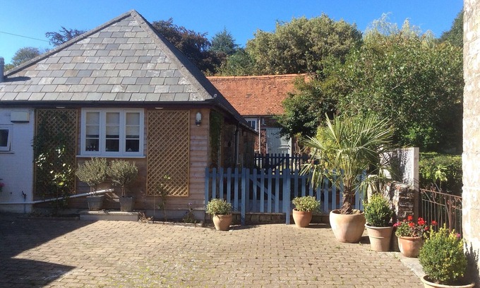 Shaftesbury Cabaña | Casa de autocares convertida del siglo XVII en Shaftesbury, Dorset