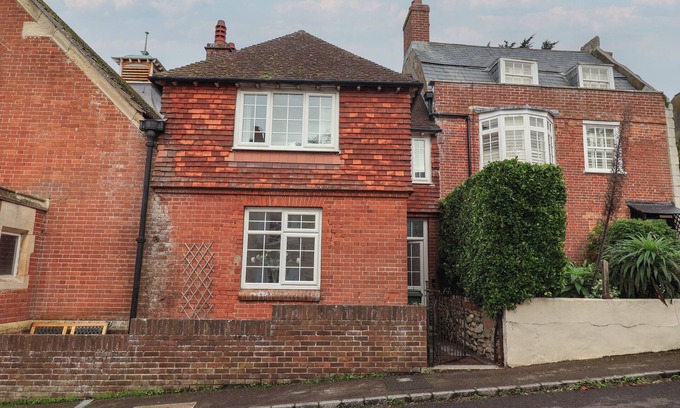 Wyke Regis Cabaña | 18 CHAMBERLAINE ROAD, family friendly, with a garden in Weymouth
