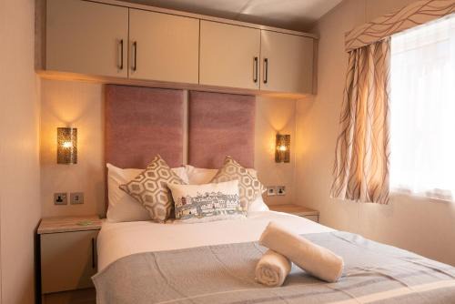 Mullacott Casa | 18 Ocean Terrace Lodge - 2 Bed-Sleeps 4-TJS18OT
