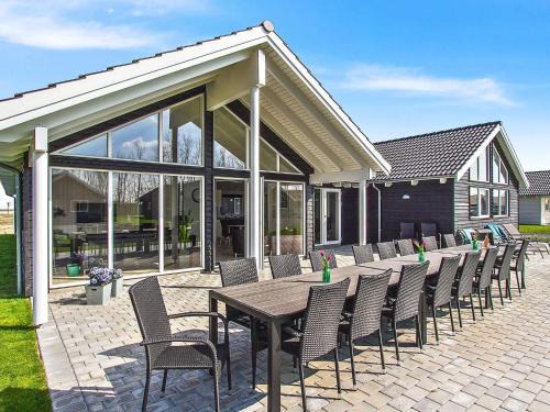 Olpenitz Casa | 18 person holiday home in Hasselberg