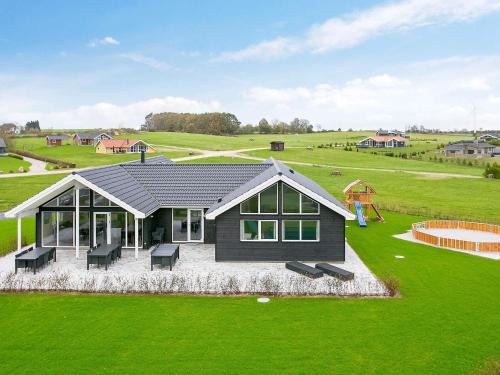 Bøjden Casa | 18 person holiday home in Faaborg