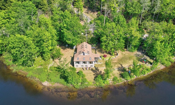 Bucksport Cabaña | 180 Degree Lakefront Views-Fire Pit-Swimming