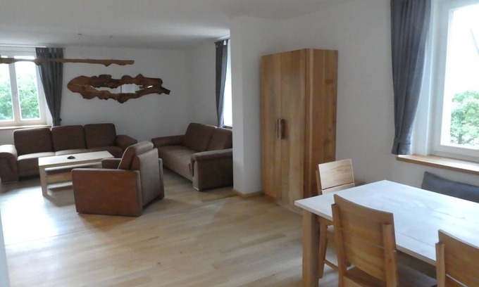 Fischbach bei Dahn Apartamento | 180 m² Apartamento ∙ 4 habitaciones ∙ 8 huéspedes