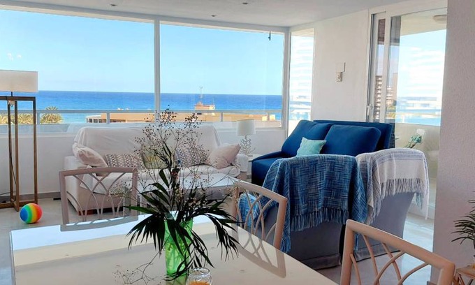 Torremolinos Apartamento | 180 m² Apartamento ∙ 3 habitaciones ∙ 8 huéspedes