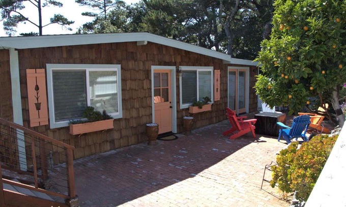 Marine Terrace Casa | 1801 Downing Ave.