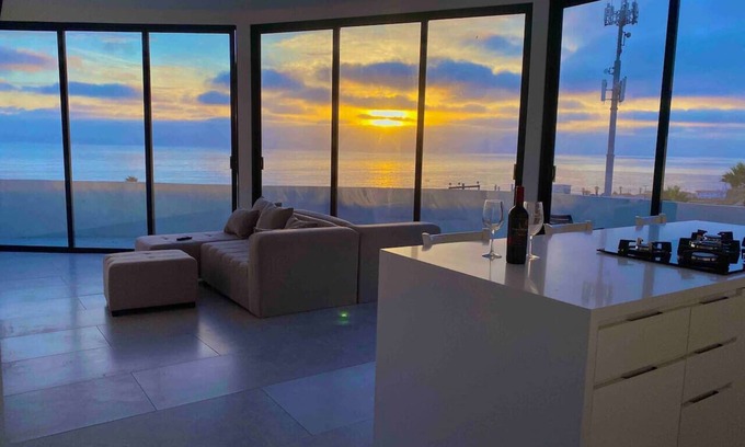 Playas de Tijuana Apartamento | 180° Ocean View Penthouse -Rosarito