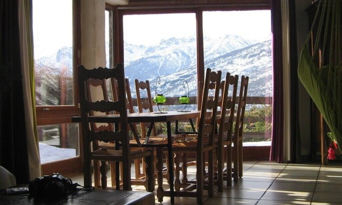 Briancon Chalet De Esquí | chalet de 180m², vista excepcional hacia el sur. Los espacios grandes, ropa de siempre.