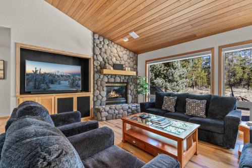 Deer Park Casa | 18122Maury