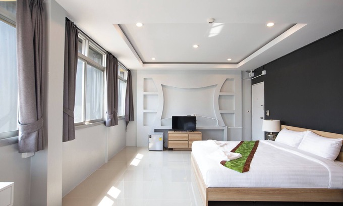 Si Phraya Hotel | 185 @ Surawong Hotel