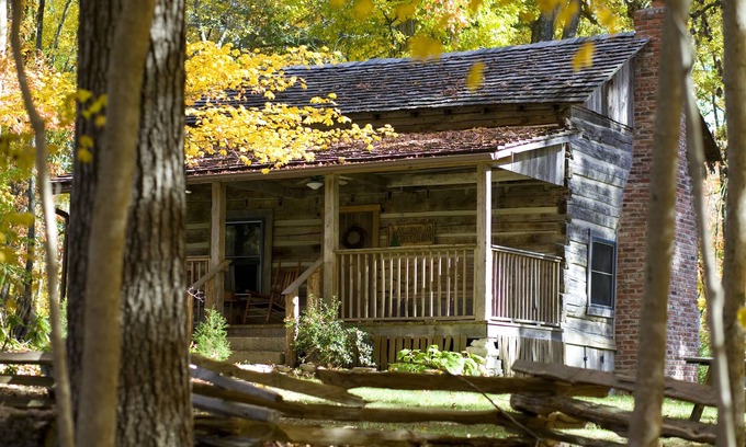 Clinton Cabina | Era 1860 cabaña de madera original en el hermoso este de Tennessee - Foust Cabin
