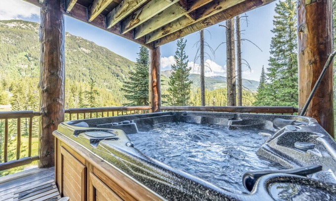 East Kootenay Casa | 1886 Greywolf, Hostaway