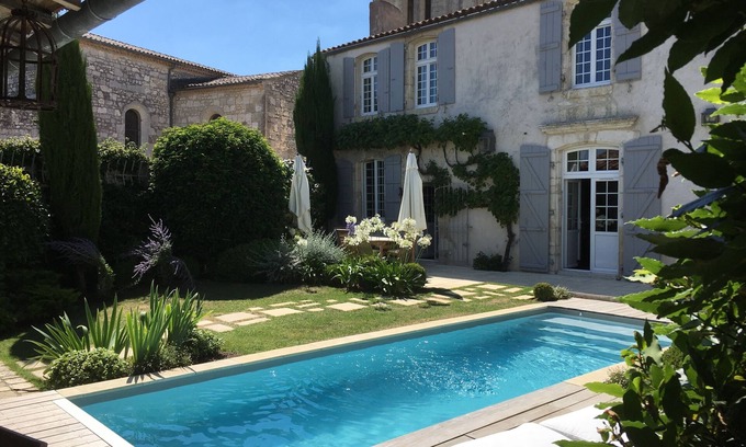 Meschers-sur-Gironde Casa | Casa de 4 * personajes, piscina climatizada, mercado de playa y puerto a pie