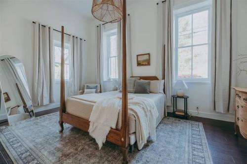 Willow Street Casa | 1900's Historic Lancaster School House
