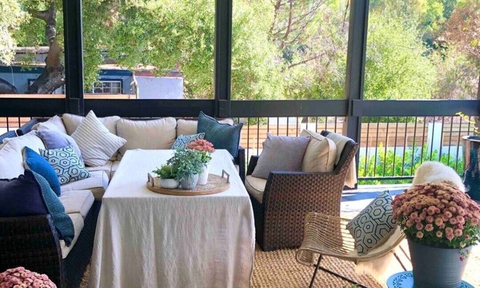 North Central Casa | 1920s Pasadena Cottage Steps from RoseBowl w/ Pool