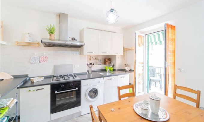 San Pietro Frascati Apartamento | 195 - Casa Ca Du Fiore, 20 minuti dal mare di Sestri