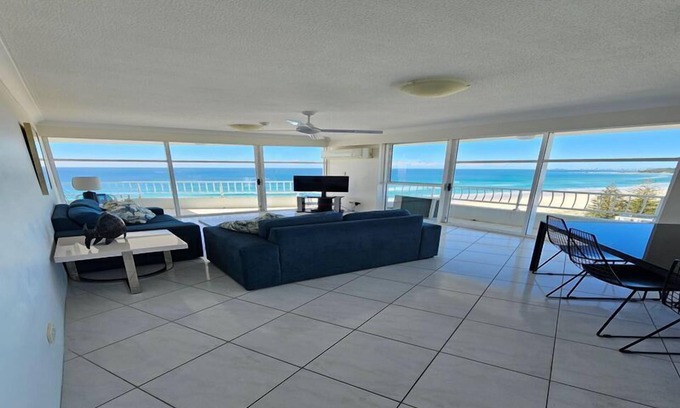 Palm Beach Hotel | 19th Avenue On The Beach