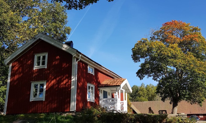 Varnamo Cabina | Pueblo del siglo XIX en una zona rural cercana a la naturaleza.