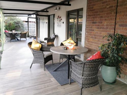 Secunda Casa | 19th on Bloekom Guesthouse