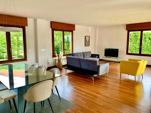 El Pison Casa | 1A119 El Sangar Somio
