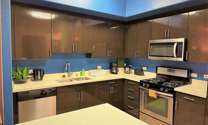 Tustin Apartamento | 1B1B Luxury Apartment Center area POOL/GYM/MALL