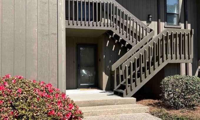 Pinehurst Condominio | 1bd/1ba second floor condo walking distance to PCC Clubhouse and The Cradle