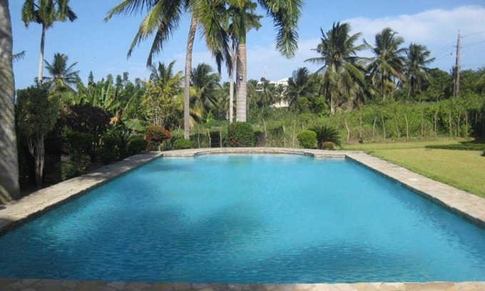 ProCab Apartamento | 1BD condo near beach, in gated residence with pool