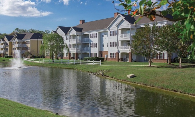 Williamsburg Complejo | 1BD/Williamsburg at Governor's Green - Lots to do!