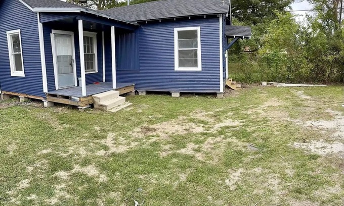 Beaumont Casa | 1Bed and 1Bath house for Rent