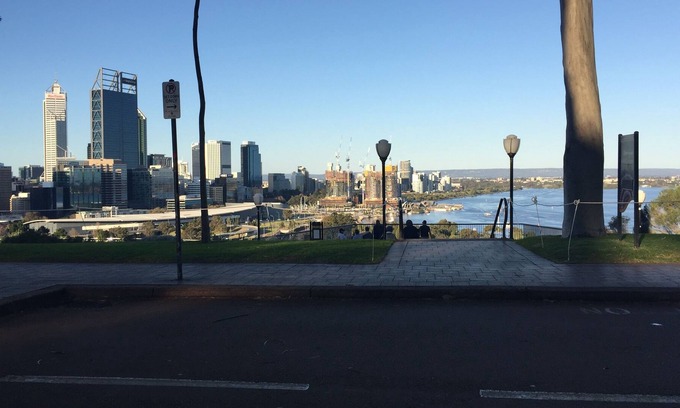 West Perth Apartamento | 1bedroom extremely spacious 5*location kings park apartment. walk to CBD