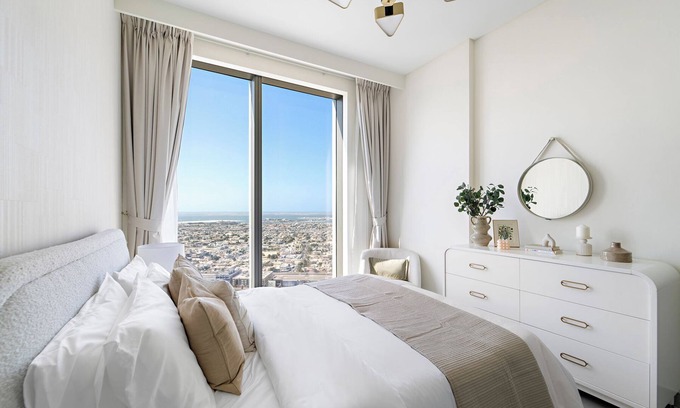 Madinat Zayed Apartamento | 1BR 3802 Forte Tower 2