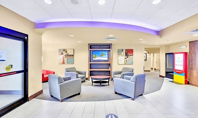 Florida Central Atlantic Coast Apartamento | 1BR Apartment Near Disney w Pool, Hot Tub, Arcade
