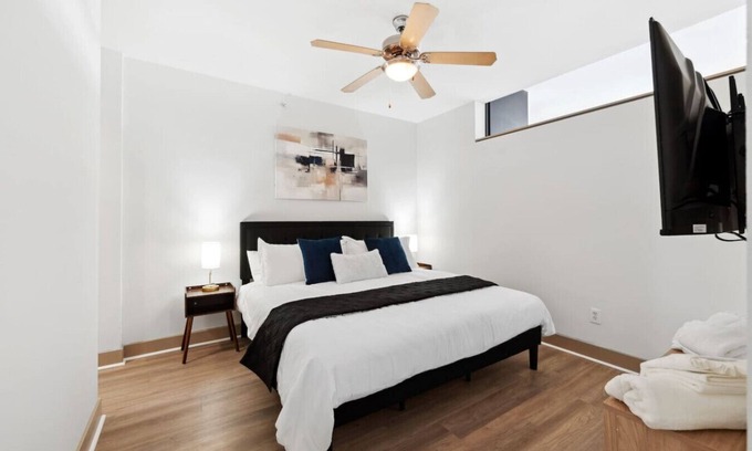 Deep Ellum Apartamento | 1Br Apt in Deep Ellum with King bed, Pool & Outdoor Space
