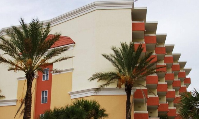 Bostroms Complejo | 1BR en Oceanfront Resort con piscina, playa, WiFi gratis y atracciones cercanas.