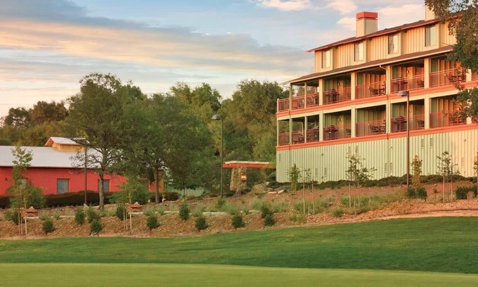Angels Camp Condominio | 1br Condo Explore Vineyards & Outdoor Adventures!