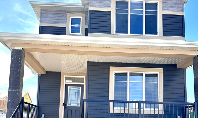 Southwest Calgary Casa | 1BR Cozy & Peaceful Stay