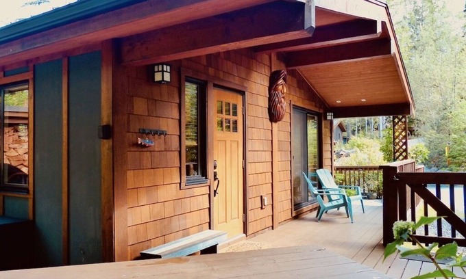 Port Renfrew Cabaña | 1BR - Garden View - Non Pet Friendly - Sleeps 2