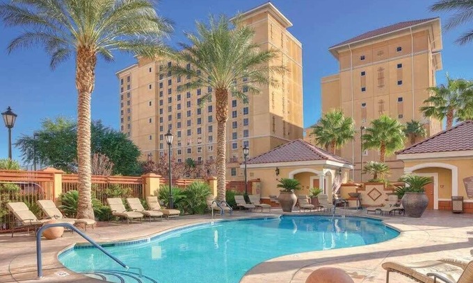 Paradise Condominio | 1BR Grand Desert Condo Access to Las Vegas Strip!