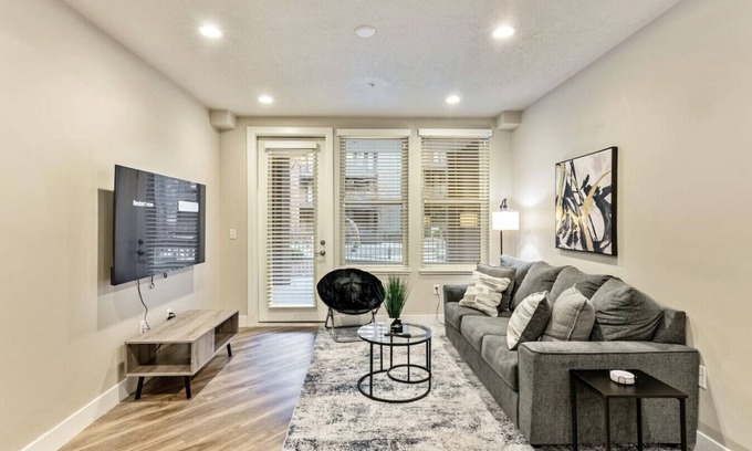Fairpark Apartamento | 1min Delta+Salt Palace |King Bed |Gym |Parking
