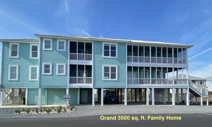Morgantown Casa | Lg Hm W / GulfViews - 60 seg. al malecón, 6 porches, elevador, 2 piscinas, tenis
